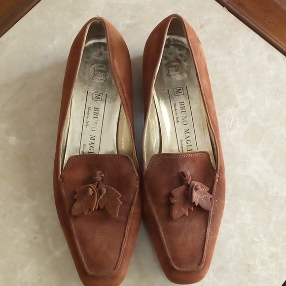 Luxury Bruno Magli Women's Suede Loafers - Size 6.5B - Made in Italy - Picture 2 of 6